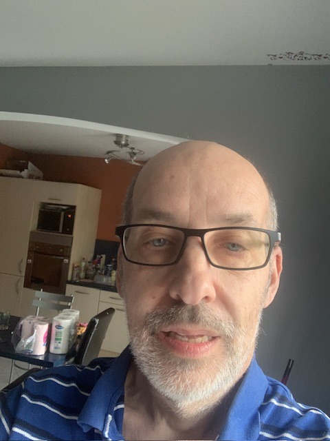 Profil von Alon