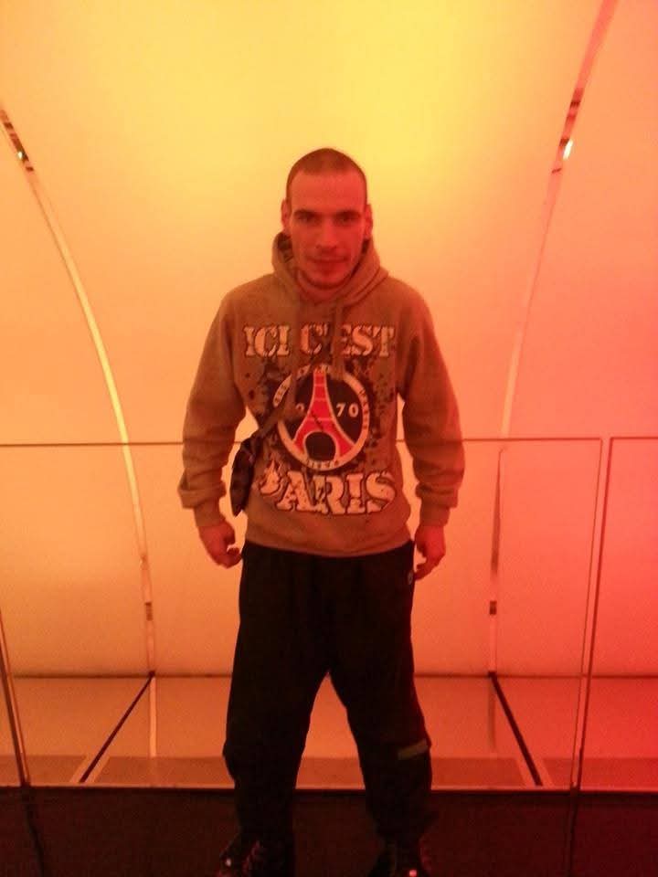 Profil von Thami